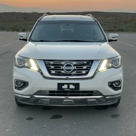 Nissan Pathfinder 2019