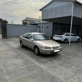 Toyota Camry 1998