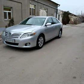 Toyota Camry 2011