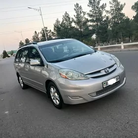 Toyota Sienna 2006