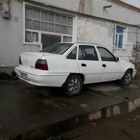 Daewoo Nexia 1995