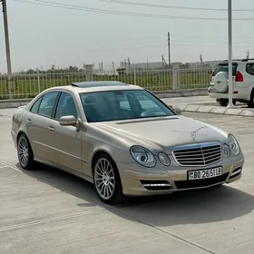 Mercedes-Benz E320 2003