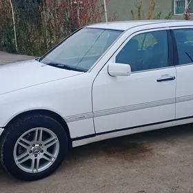 Mercedes-Benz C-Class 1994