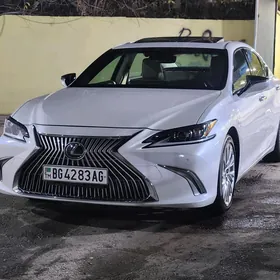 Lexus ES 350 2019