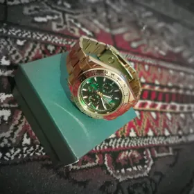 Rolex sagat Golden Renk