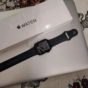 2024 Apple Watch SE 44mm