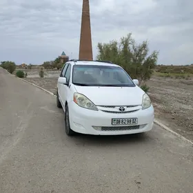 Toyota Sienna 2009