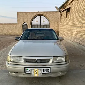 Opel Vectra 1990