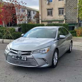 Toyota Camry 2016