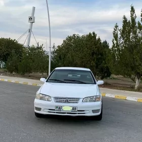 Toyota Camry 2000