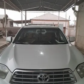 Toyota Highlander 2010