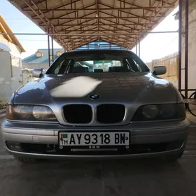 BMW E39 1999