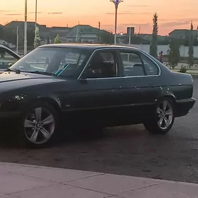 BMW 530 1993