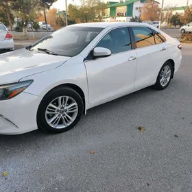 Toyota Camry 2016