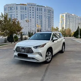 Toyota Highlander 2020