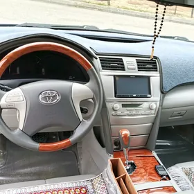 Toyota Camry 2011