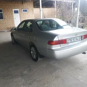 Toyota Camry 2000