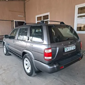 Nissan Pathfinder 2004