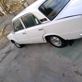 Lada 2104 1980