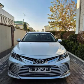 Toyota Camry 2023