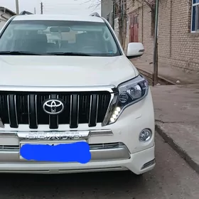 Toyota Land Cruiser Prado 2014