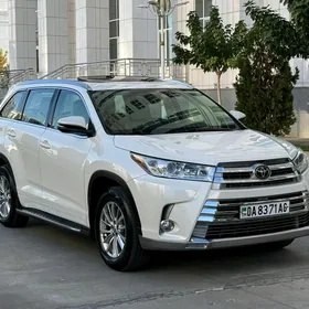 Toyota Highlander 2018