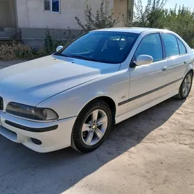 BMW E39 2003