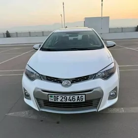 Toyota Corolla 2015