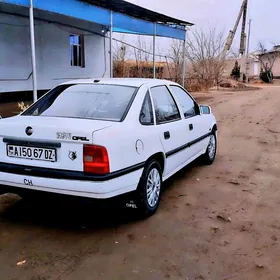 Opel Vectra 1990