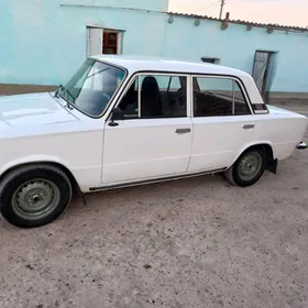 Lada 2104 1983