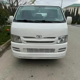 Toyota Hiace 2008