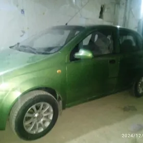 Daewoo Kalos 2003