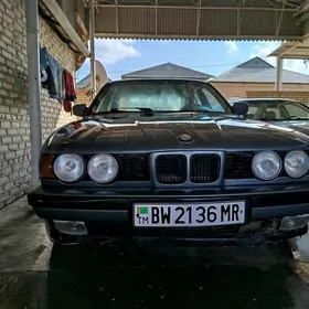 BMW 530 1990