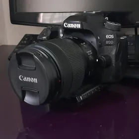 Canon 80d