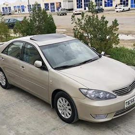 Toyota Camry 2005