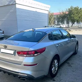 Kia Optima 2020