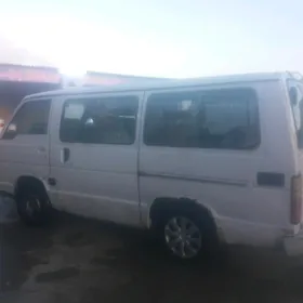 Toyota Hiace 1989