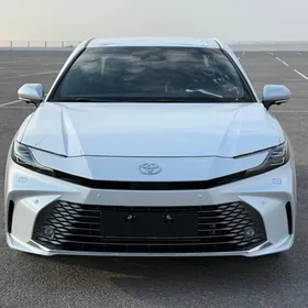 Toyota Camry 2024