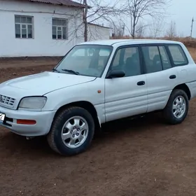 Toyota RAV4 1995