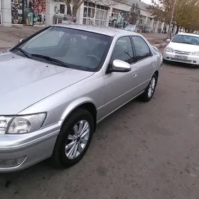 Toyota Camry 2000