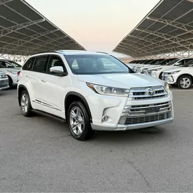 Toyota Highlander 2019