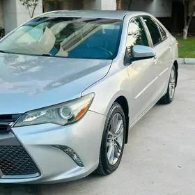 Toyota Camry 2017