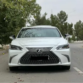 Lexus ES 350 2020