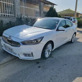 Kia Cadenza 2017