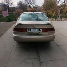 Toyota Camry 1998