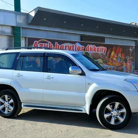 Toyota Land Cruiser Prado 2005