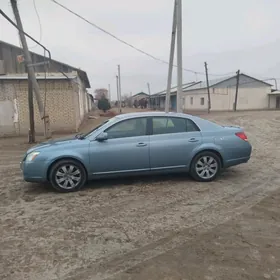 Toyota Avalon 2005