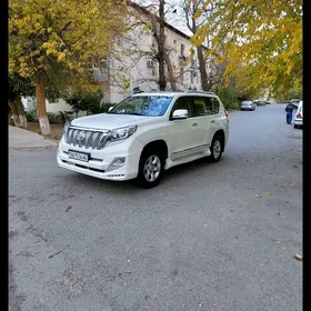 Toyota Land Cruiser Prado 2013