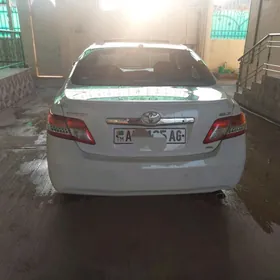 Toyota Camry 2010