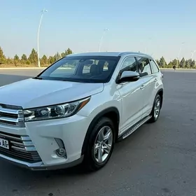 Toyota Highlander 2019